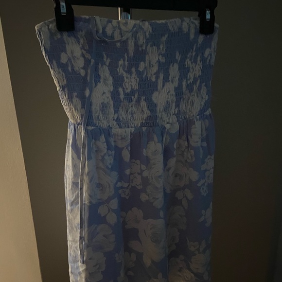 Floral dress - Picture 2 of 2